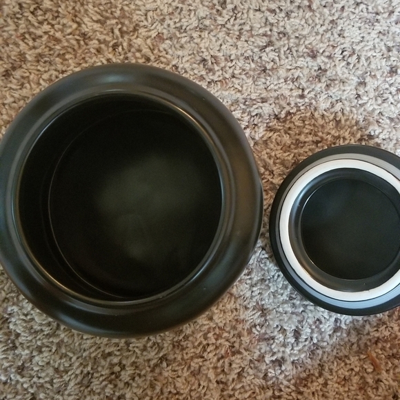 Rae Dunn HTF "Boo" Large Chubby Black Halloween Ceramic Canister - Picture 4 of 5